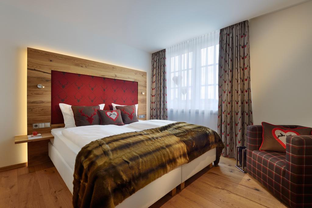 Großes Doppelzimmer